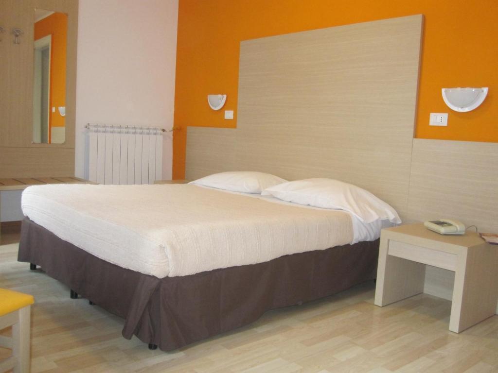 Hotel Brioni Triest Zimmer foto