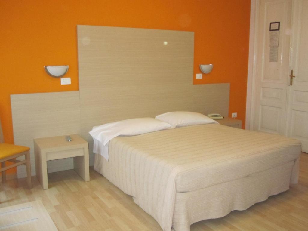 Hotel Brioni Triest Zimmer foto
